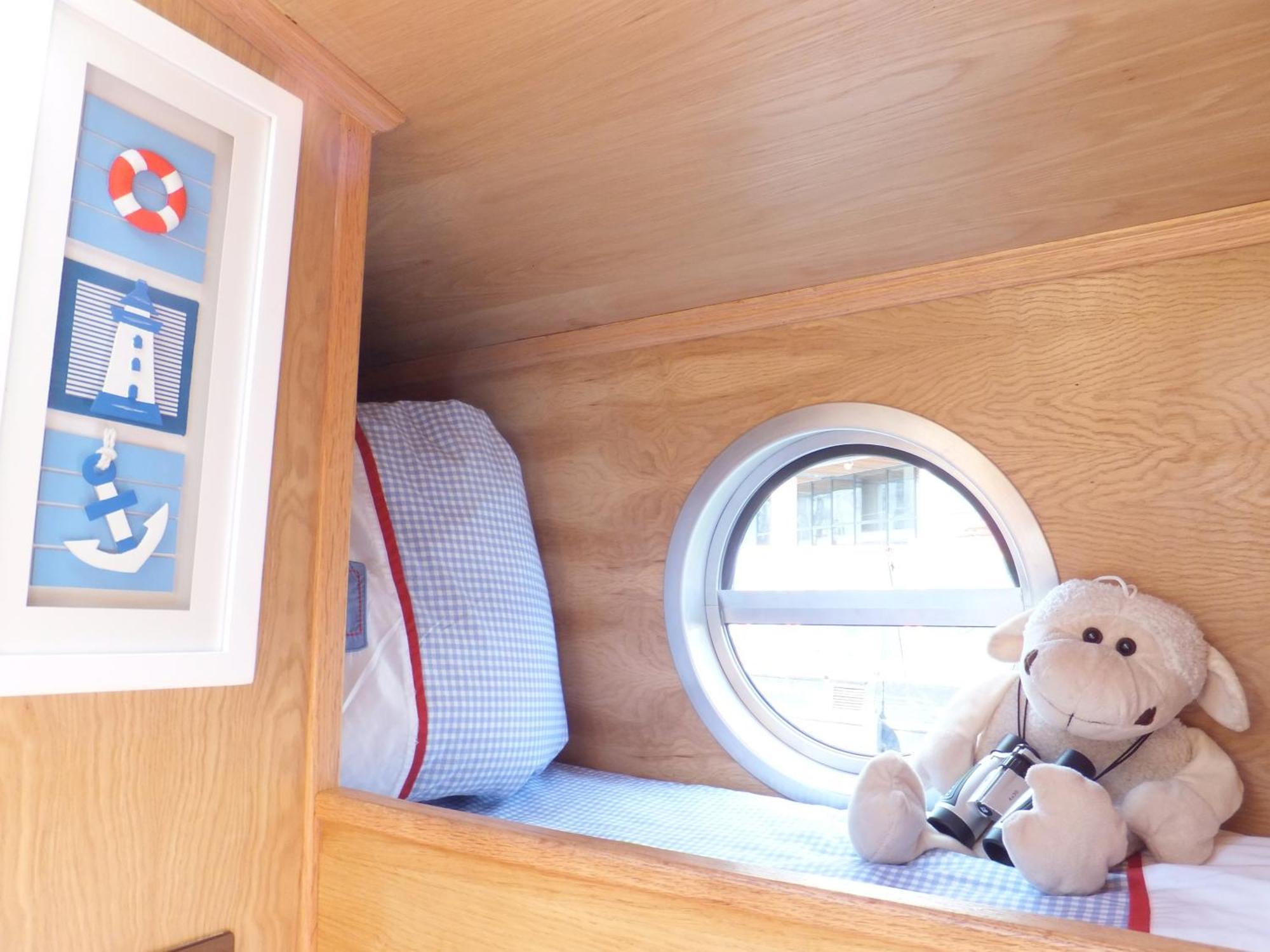 Отель Edinburgh - Houseboats Экстерьер фото