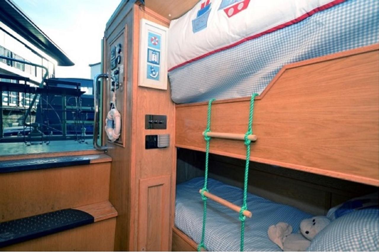 Отель Edinburgh - Houseboats Экстерьер фото